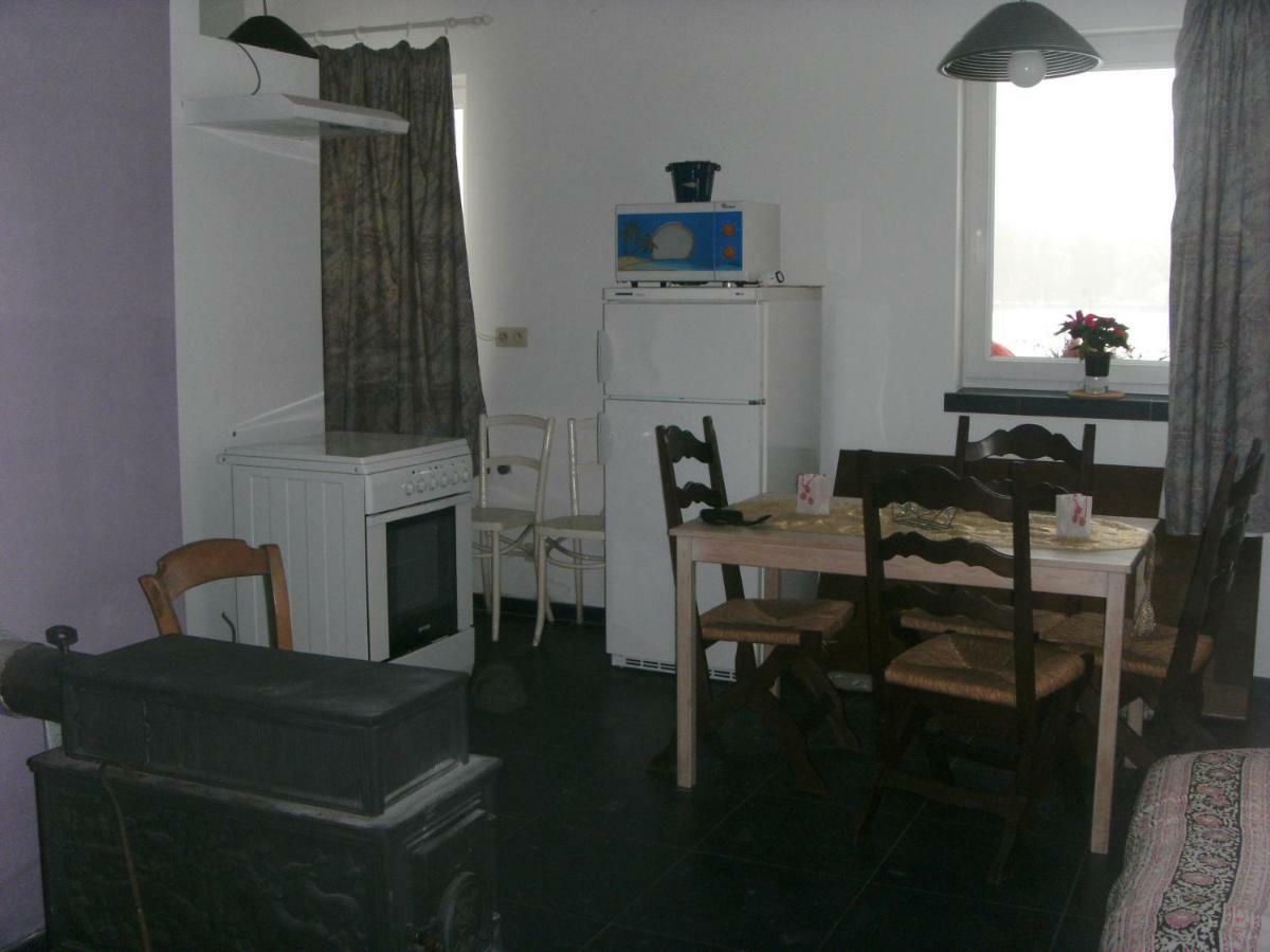 Ferme Lenfant Rez Apartment Ville-Pommeroeul Bagian luar foto